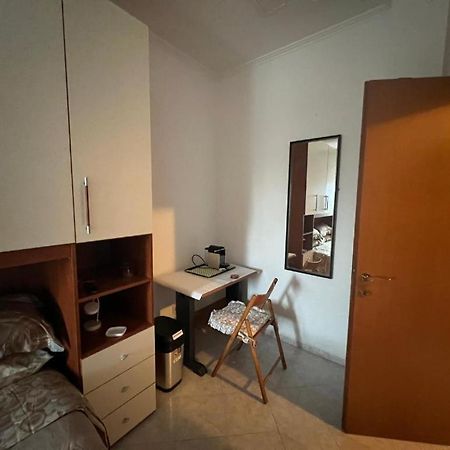 Alloggio Turistico Francy Home Φιουμιτσίνο Εξωτερικό φωτογραφία